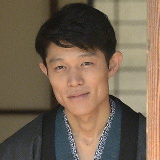 映画 変態仮面 で鈴木亮平が見せたプロの役作り Hachibachi 映画 変態仮面 で鈴木亮平が見せたプロの役作り Hachibachi