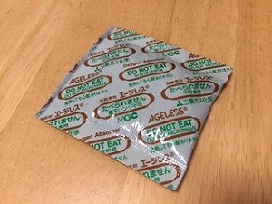 シリカゲル 塩化カルシウムetc 乾燥剤誤飲の対処法 Hachibachi シリカゲル 塩化カルシウムetc 乾燥剤誤飲の対処法 Hachibachi