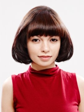 ストレートボブは誰にでも似合う あなたにぴったりのスタイルを見つけよう Hachibachi ストレートボブは誰にでも似合う あなたにぴったりのスタイルを見つけよう Hachibachi
