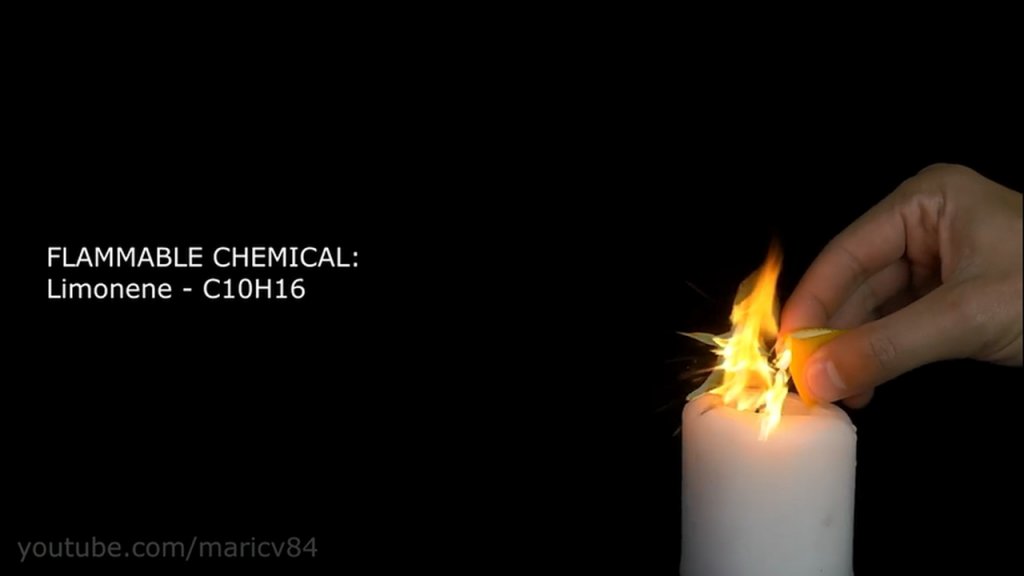 10-household-items-that-are-highly-flammable-10-amazing-experiments-with-fire-mp4_20180223_180649-160