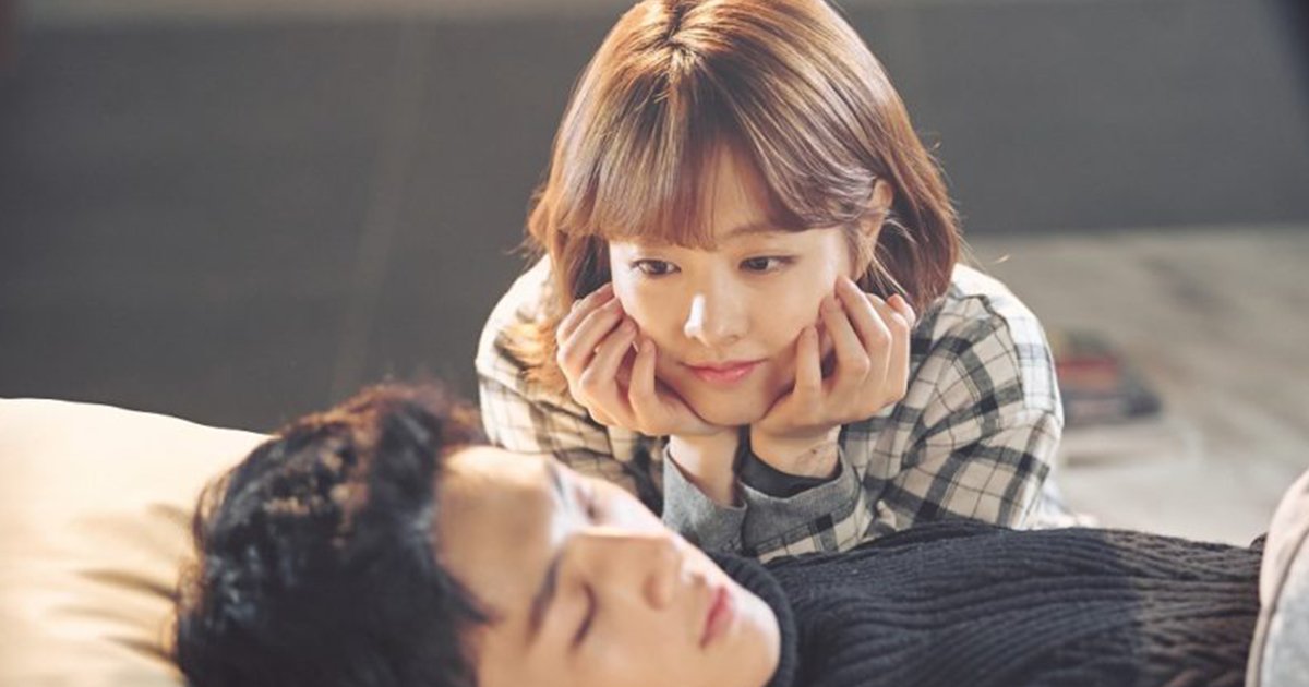 article thumbnail 98.jpg?fit=1024%2C538&ssl=1&strip=all - 여자들이 좋아하는 남자에게 보내는 '무언의 신호' 5가지