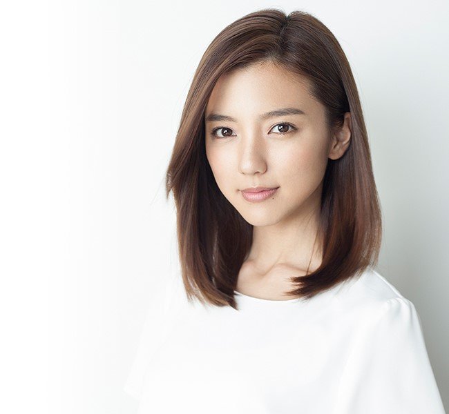 真野恵里菜の可愛い画像紹介 激太りやダイエット成功の過去も Hachibachi 真野恵里菜の可愛い画像紹介 激太りやダイエット成功の過去も Hachibachi