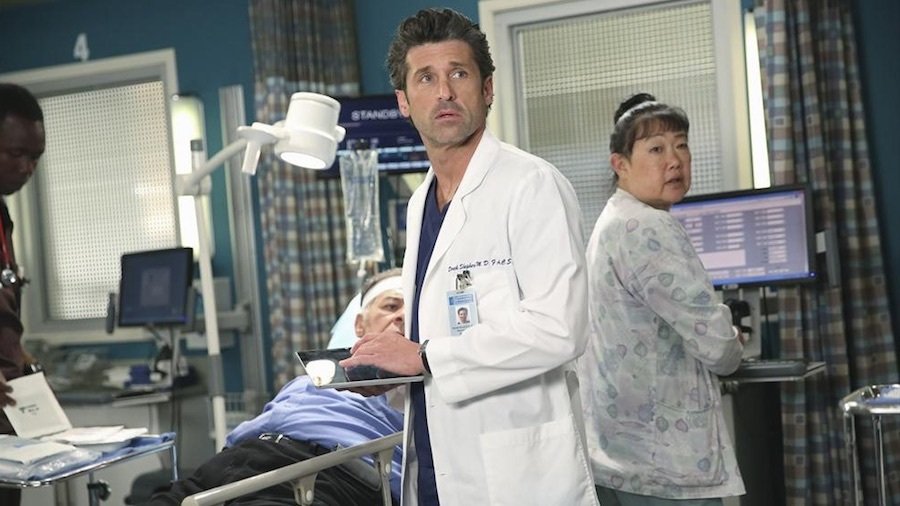 derek shepherd patrick dempsey greys anatomy.jpg?resize=412,275 - 'Grey's Anatomy' mata três vezes mais que vida real, diz pesquisa