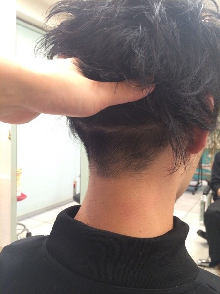 ユニークメンズ 後ろ髪 刈り上げ セルフ 最高のヘアスタイルのアイデア