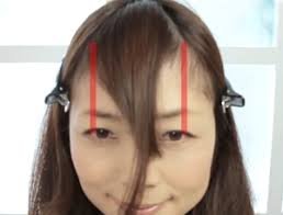 コツをつかめば自分でも切れる ダブルバングの切り方とは Hachibachi コツをつかめば自分でも切れる ダブルバングの切り方とは Hachibachi