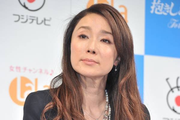 浅野ゆう子父親は石井一 大物政治家の血を引いている Hachibachi