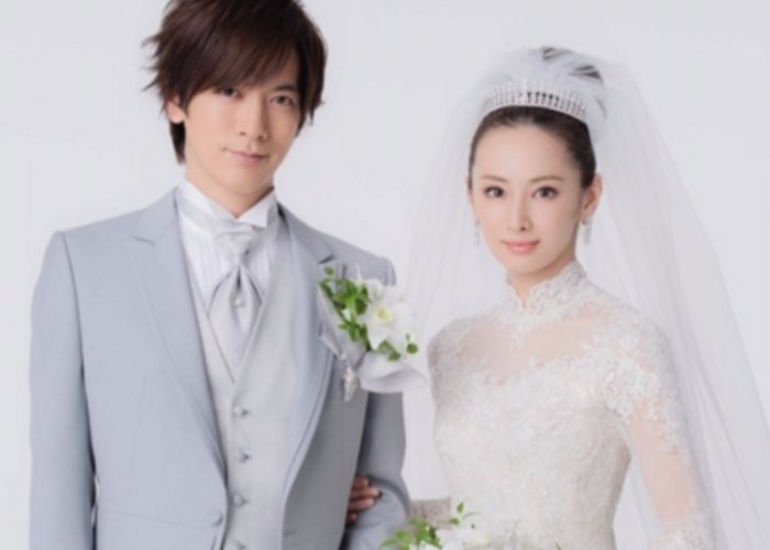 img 5a92e0793822f.png?resize=1200,630 - おしどり夫婦芸能人のラブラブ結婚式写真！