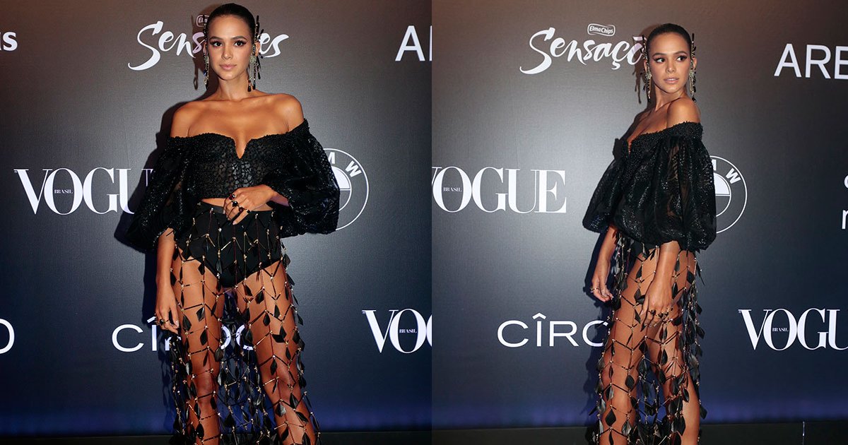 thumbnail5q.png?resize=412,232 - Bruna Marquezine arrasa no baile da Vogue com modelito que deixa o bumbum a mostra