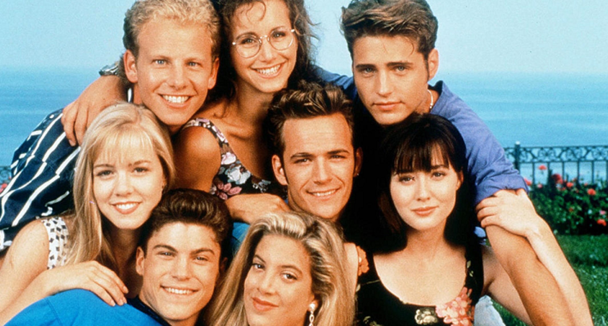 1 9 2.jpg?resize=412,275 - Entérate qué fue de los protagonistas de la serie juvenil Beverly Hills 90210 y qué hacen ahora