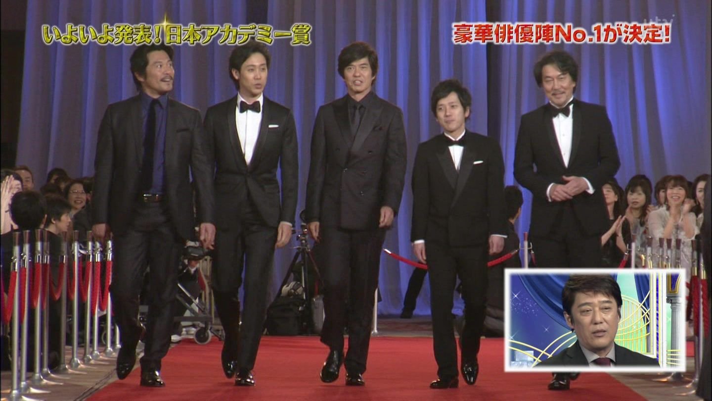 ジャニーズグループ嵐のメンバー松本潤 櫻井翔 大野智 相葉雅紀 二宮和也の本当の身長を画像で検証 Hachibachi ジャニーズグループ嵐のメンバー松本潤 櫻井翔 大野智 相葉雅紀 二宮和也の本当の身長を画像で検証 Hachibachi