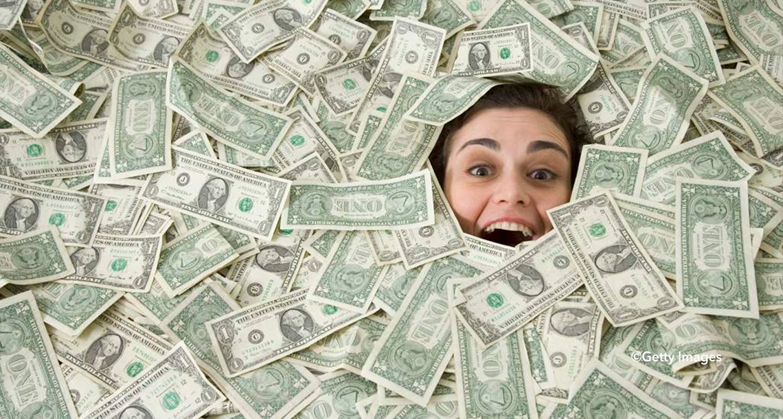 dine.png?resize=1200,630 - Estudio revela cuánto dinero se necesita para ser feliz
