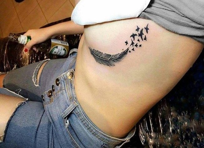 Tatouage Poitrine Pour Decollete