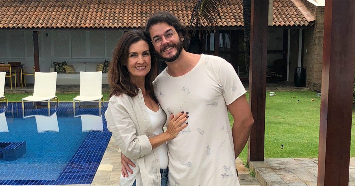 fatimatulio.png?resize=412,275 - Eterna lua de mel: Fátima Bernardes e Túlio passam fim de semana em um Pernambuco chuvoso