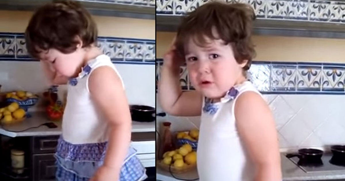 untitled 1 186.jpg?fit=1024%2C538&ssl=1&strip=all - Angry Little Girl Posed For A Photo As Soon As She Spotted Camera