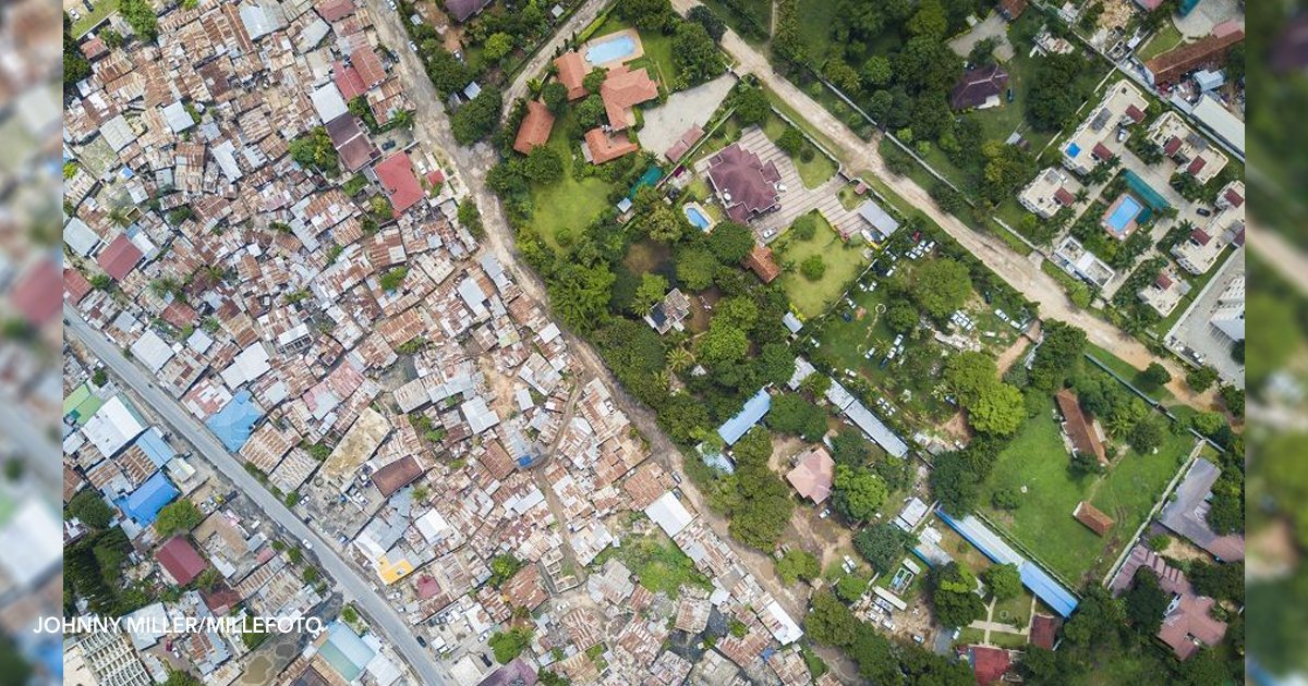 2 covertt.jpg?resize=1200,630 - Un fotógrafo muestra las zonas más desiguales del mundo desde el aire con su drone