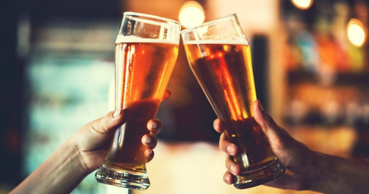 beer1.png?resize=1200,630 - Cerveja acumula gordura em duas partes específicas do corpo feminino