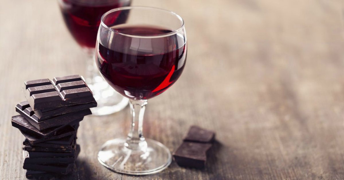 chocolate wine.png?resize=412,275 - Chocolate e vinho tinto ajudam a manter a pele jovem, afirmam cientistas