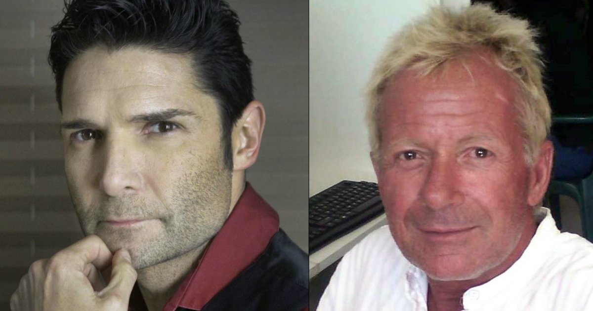 corey stand.jpg?resize=412,275 - Corey Feldman Gets Support From Fellow Child Stars As He Names His Abusers