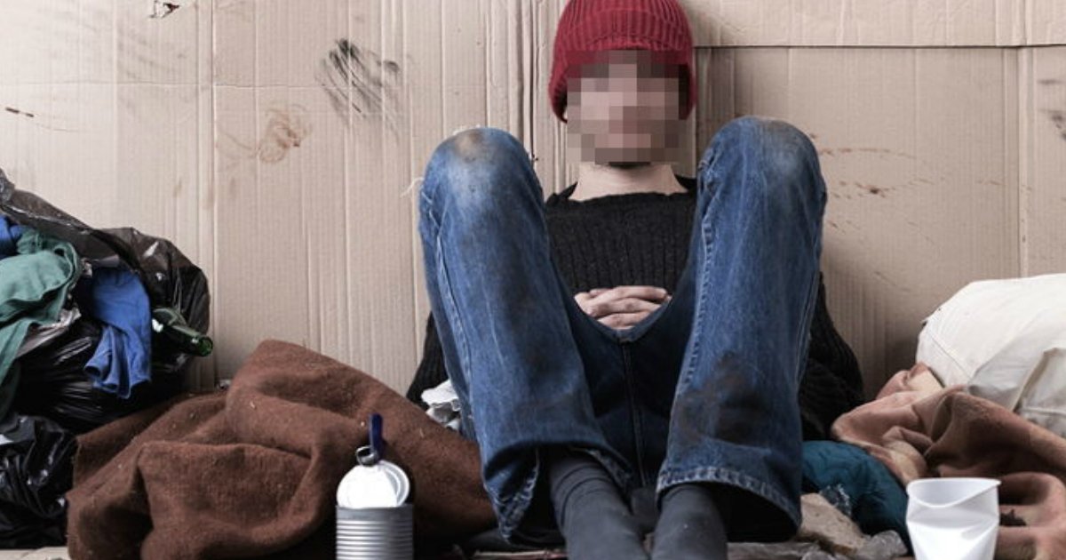 sssss.jpg?resize=412,275 - 대학교 강의실에 출몰하던 '노숙인'의 놀라운 정체