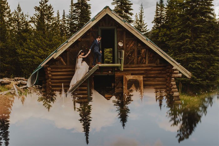 Phone-screen-reflection-trick-wedding-photography-mathias-fast-39