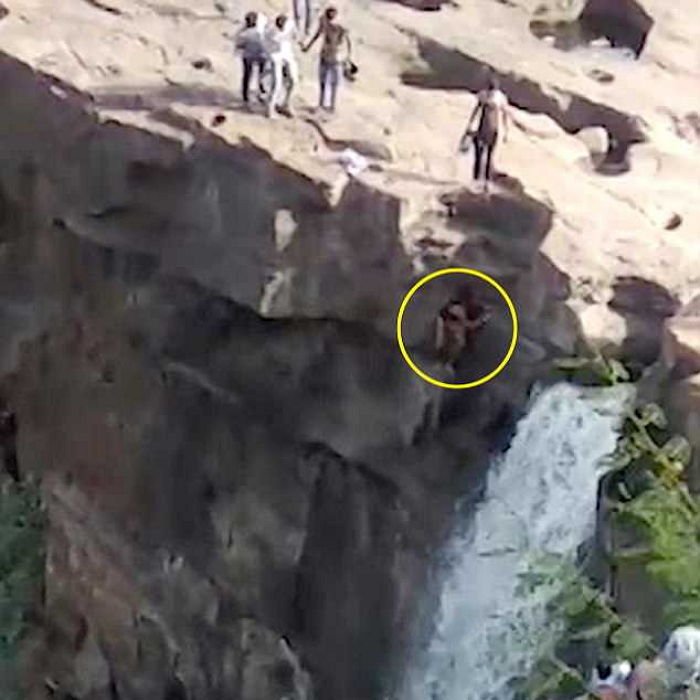 Man Fell From A Cliff While Trying To Take A Selfie On The Edge - Small ...