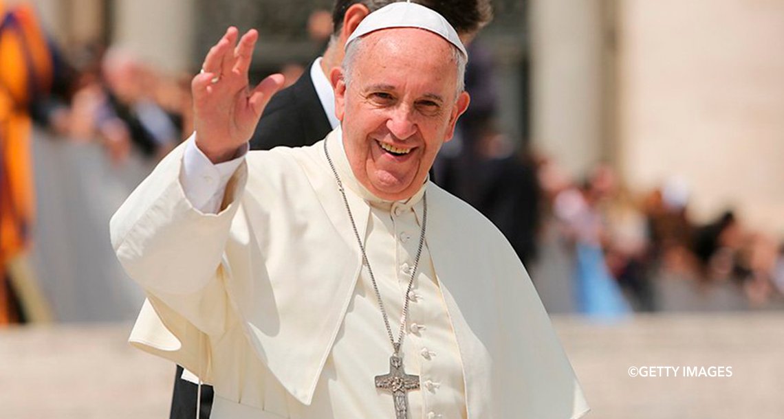 cover 4.png?resize=1200,630 - El Papa Francisco causa polémica por medio de un video donde confiesa su opinión sobre las redes sociales