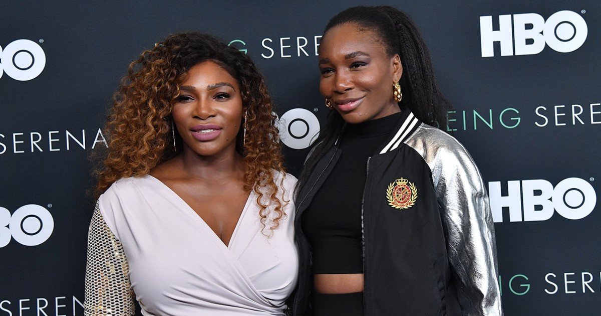 pic copy 1.jpg?resize=1200,630 - Serena Williams révèle à quel point elle a eu du mal à grandir avec sa sœur Venus «mince, grande et belle»
