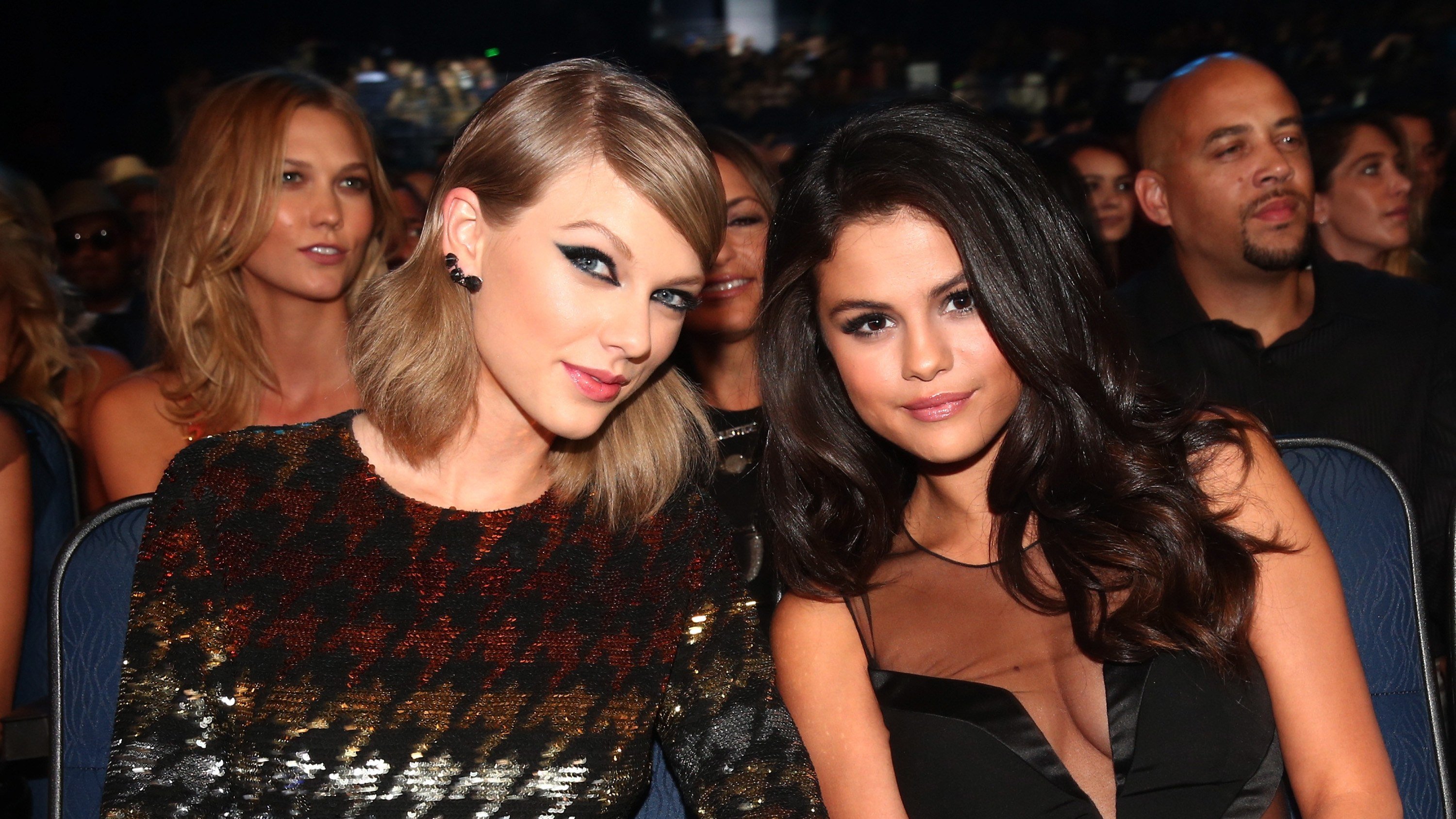 taylor swift selena gomez getty images friendship.jpg?resize=412,232 - 7 famosas que já namoraram o ex namorado das amigas