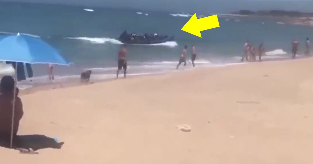 122.jpg?resize=412,232 - 해변에 갑자기 나타난 '난민'들 때문에 충격 받은 피서객들 (영상)