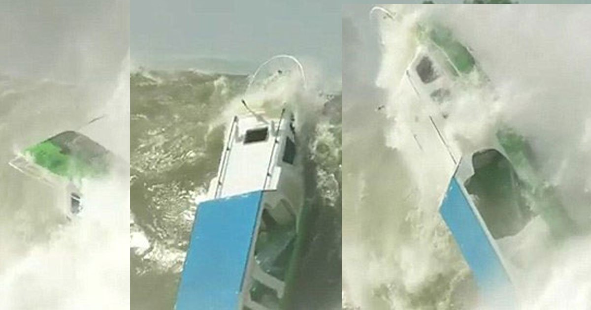 boat floating scary footage indonesia 33.jpg?resize=1200,630 - A Tiny Boat Was Completely Crushed By A Huge Wave