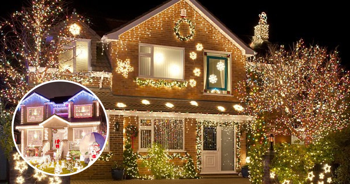 People Who Put Up Christmas Decorations Early Are Happier, Says People Who Put Up Christmas Decorations Early Are Happier, Says Expert - People Who Put Up Christmas Decorations Early Are Happier, Says