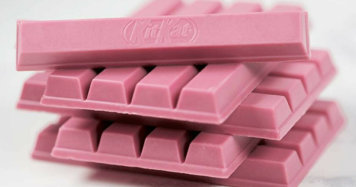 kiktktkt.png?resize=412,275 - KitKat com chocolate naturalmente rosa chega ao Brasil