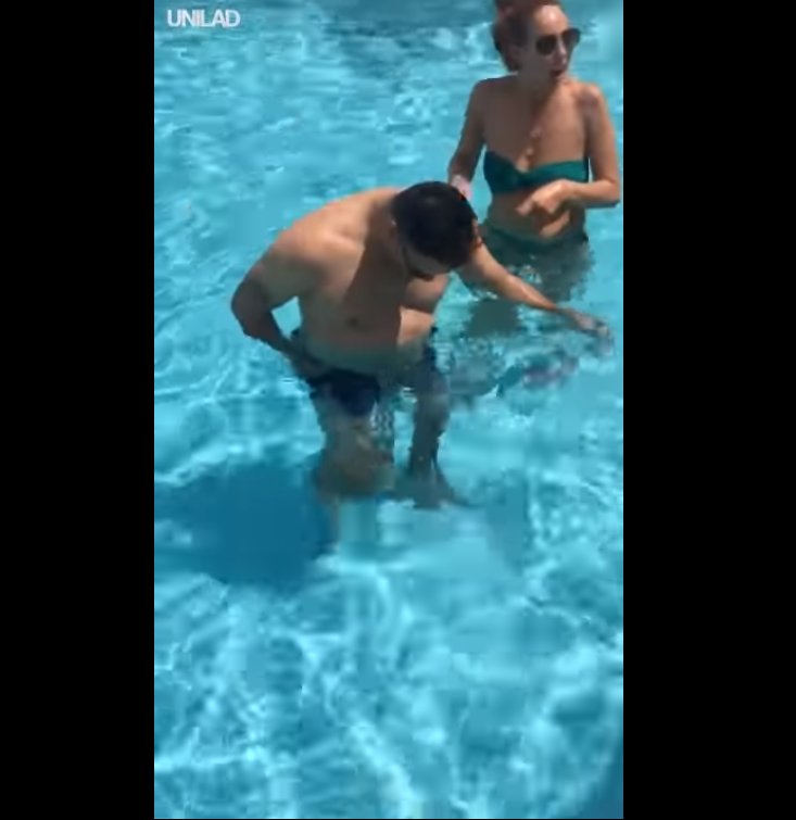 short que se disuelve en agua