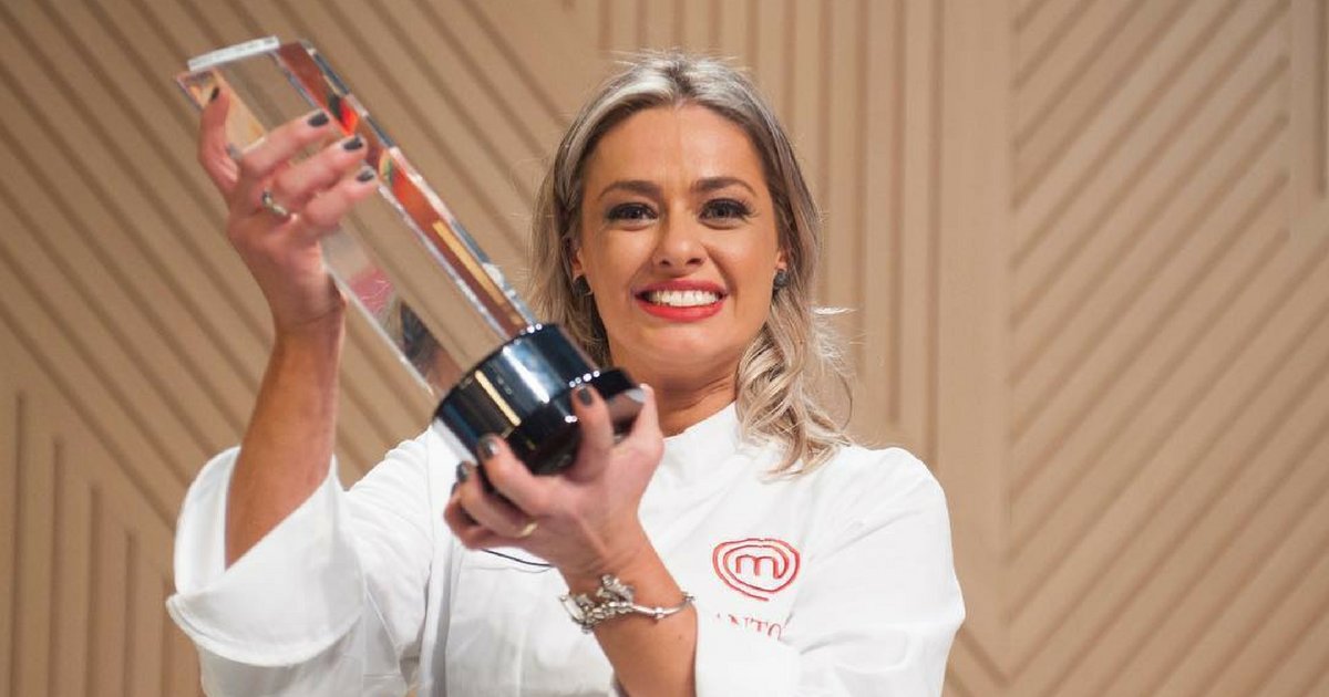 mariaantonia.png?resize=412,232 - ‘Me odeiam por eu ser bonita e competente’ diz vencedora do MasterChef Brasil