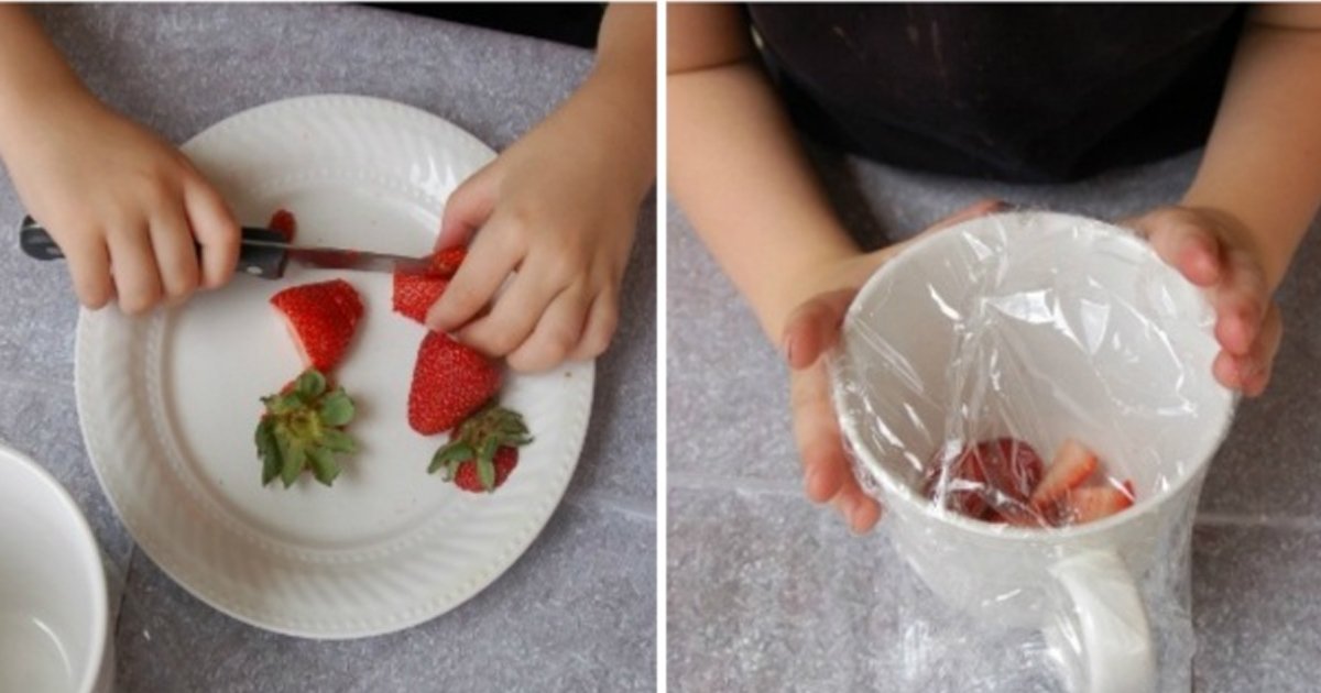 6 114.jpg?resize=412,275 - 14 completely unexpected uses for plastic food wrap