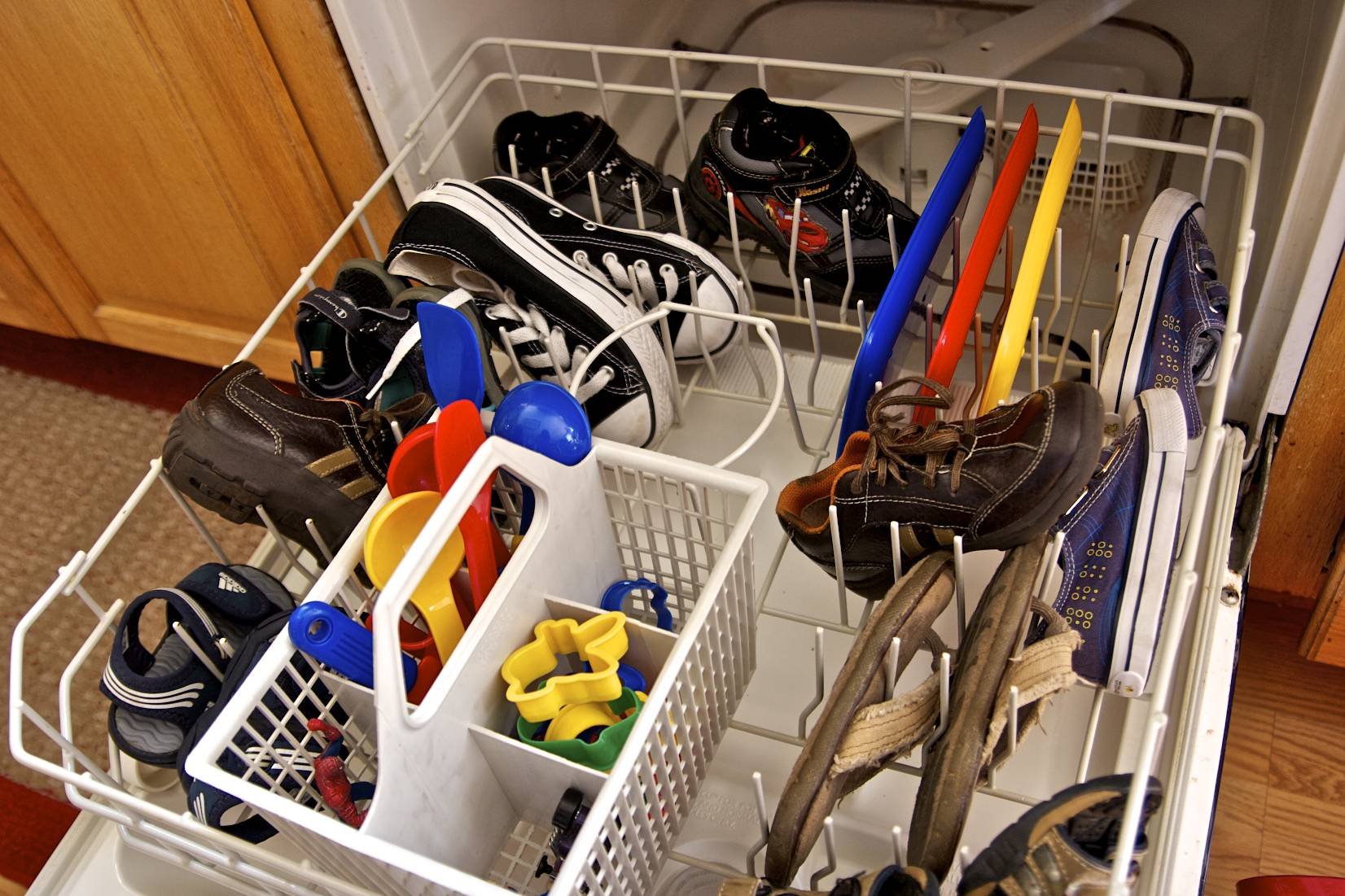 shoes in dishwasher