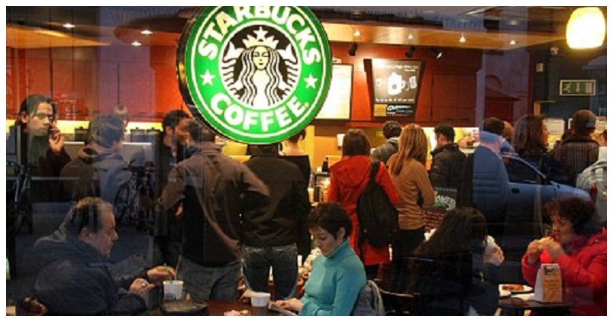 crash 2.jpg?resize=1200,630 - Une voiture s'écrase dans un Starbucks bondé en Turquie