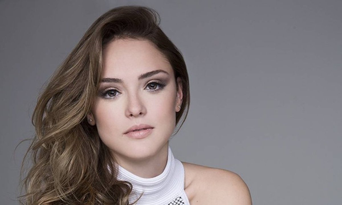 ctu 5mzxgaafpsx.jpg?resize=412,232 - Isabelle Drummond muda o visual para personagem em nova novela