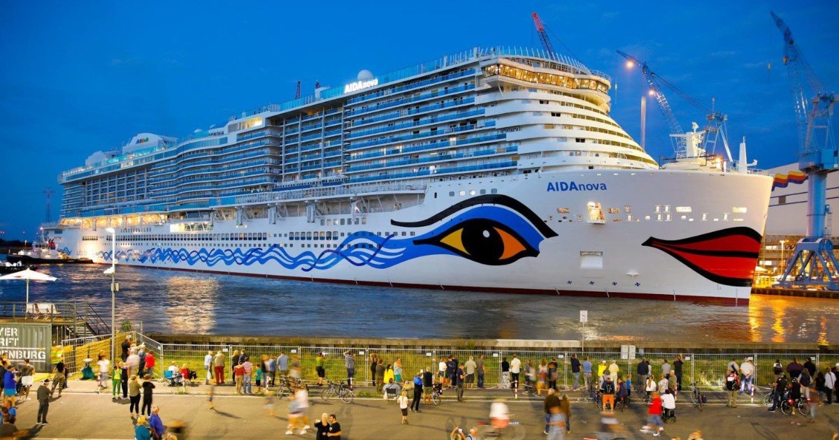 featured image 18.jpg?resize=1200,630 - Carnival lanza su mayor crucero: con 17 restaurantes, 23 bares e incluso un parque acuático
