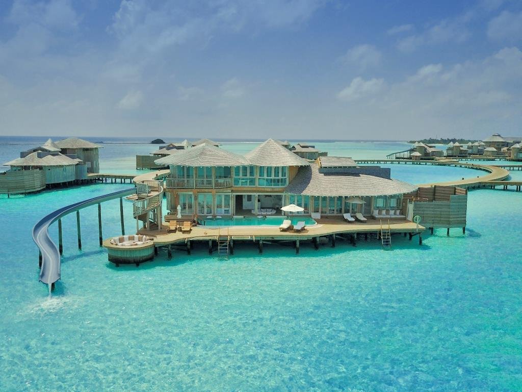 1255203 17083016180055852767.jpg?resize=412,275 - Quer trabalhar num resort 5 estrelas frequentado por celebridades nas Maldivas? Descubra aqui como!