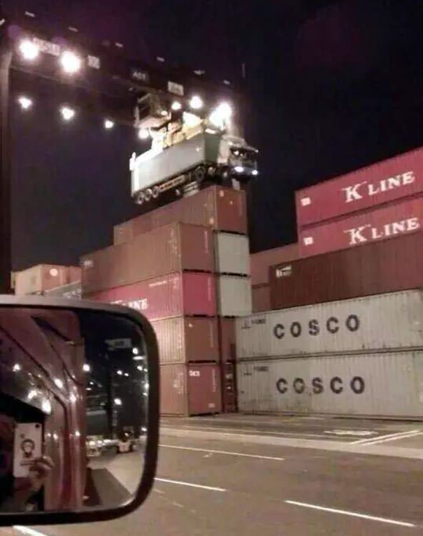 Truck Driver Forgot To Uncouple The Container On His Trailer In The Rotterdam Harbor Last Night
