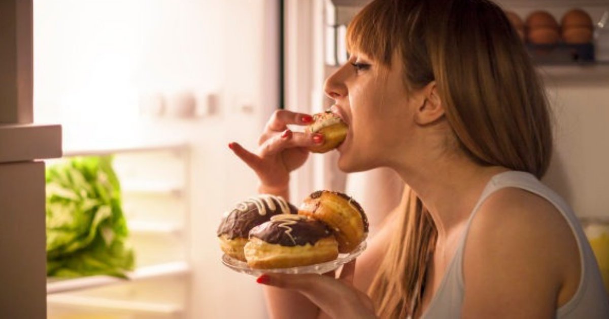 eating.png?resize=412,232 - 4 alimentos que controlam a compulsão alimentar causada pela ansiedade