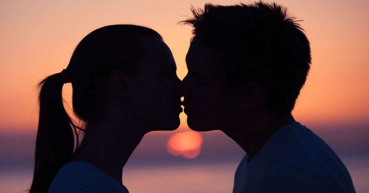 first kiss.jpg?resize=1200,630 - 7 choses qu'un premier baiser peut vous dire sur la personne