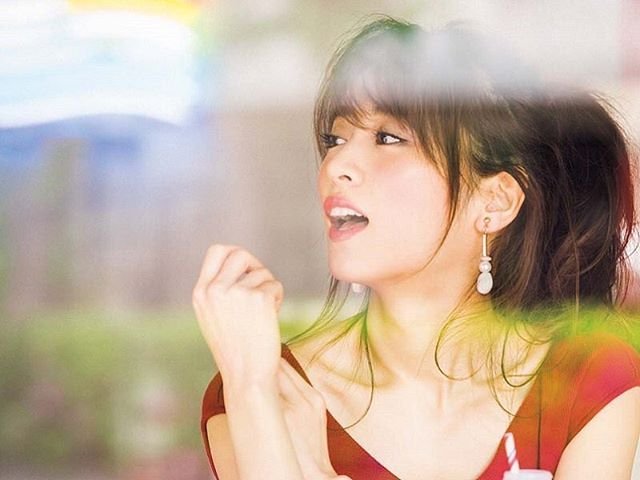 泉里香のヘアスタイルランキング モグラ女子として大人気 Hachibachi 泉里香のヘアスタイルランキング モグラ女子として大人気 Hachibachi