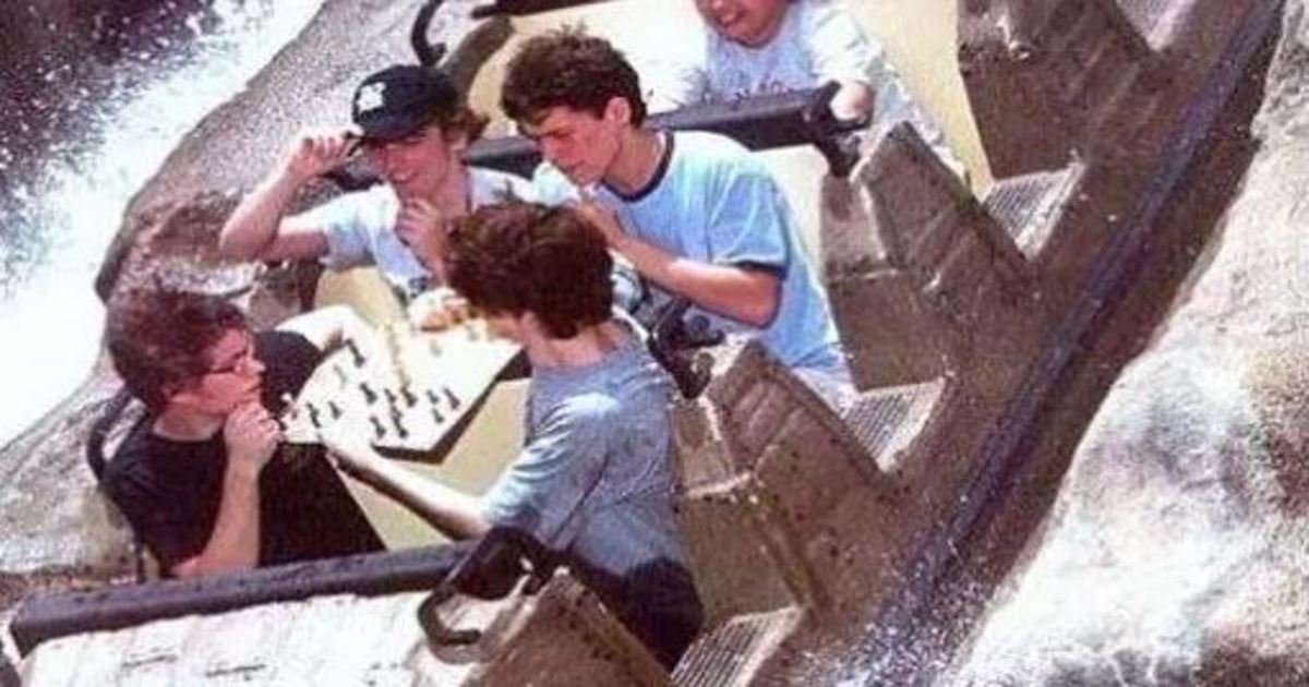 9 14.jpg?resize=412,232 - The 26 Most Epic Roller Coaster Photos of All Time