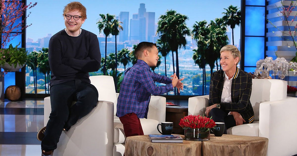 boy sings ed sheerans song on ellens show and has no idea ed is sitting behind him.jpg?resize=412,232 - Boy Sang Ed Sheeran’s Song On The Ellen Show And Had No Idea The Singer Was Sitting Behind Him
