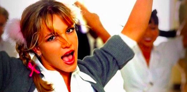 img 5bfd7cfae3c97.png?resize=1200,630 - Britney Spears célèbre les 20 ans de " Baby One More Time " avec un souvenir sur Instagram.