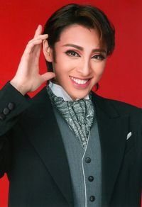 宝塚男役の人気ランキングtop30 18年1位に輝くトップスターは 最新版 Hachibachi 宝塚男役の人気ランキングtop30 18年1位に輝くトップスターは 最新版 Hachibachi