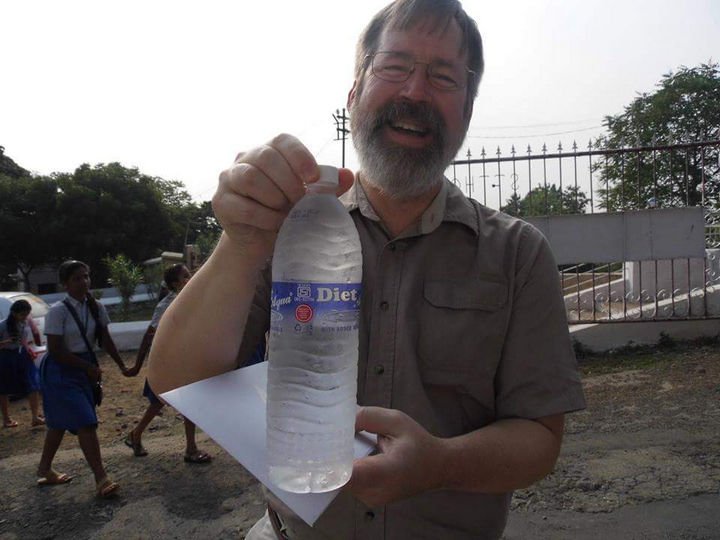 16 Funny Dads - This dad who finally got the diet water he always wanted.