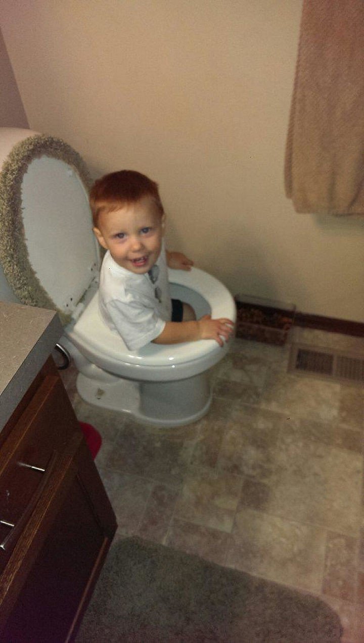33 Reasons to Be Happy If You Are Not a Parent - Your toilet will never get clogged.